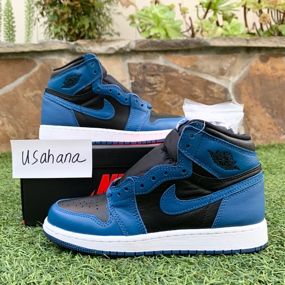 Host Pick 🎉 Nike Air Jordan 1 retro high GS blue - Picture 2 of 4